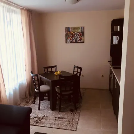 Marina - One Bedroom * بانسكو